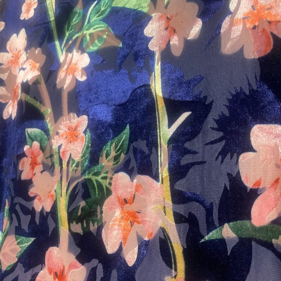 Zara Velvet Floral T-shirt Blouse Size Medium Colourful - Picture 4 of 6